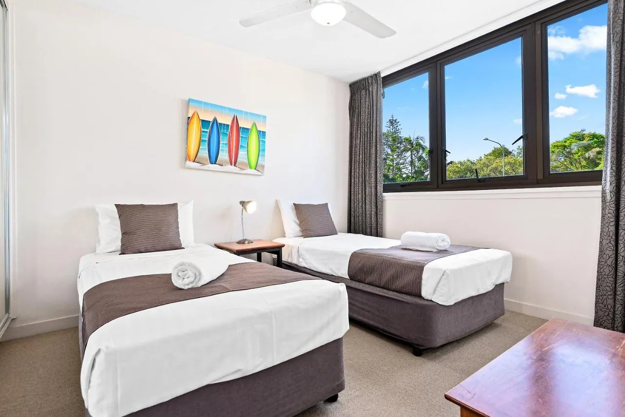 Windward Apartments Мулулаба