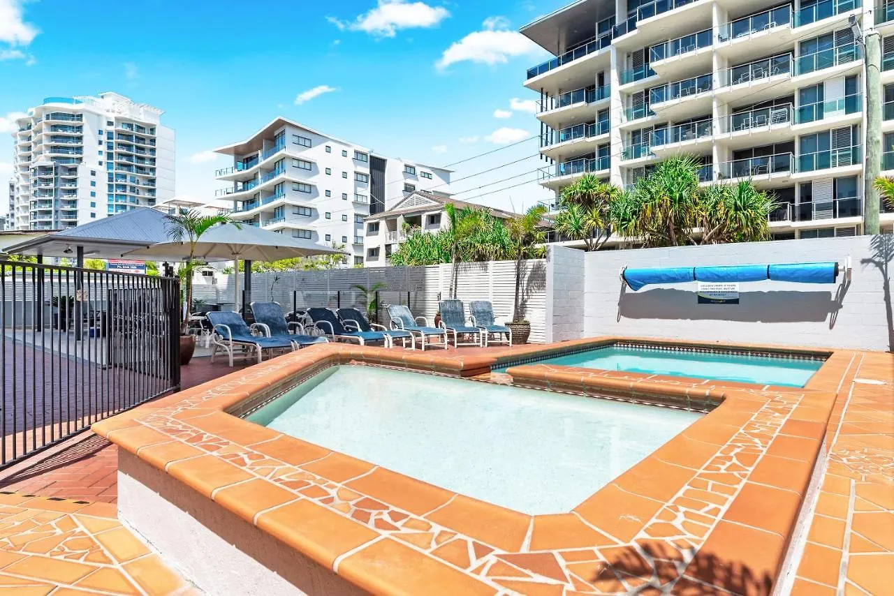 Windward Apartments Мулулаба 3*,