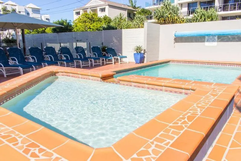Windward Apartments Мулулаба