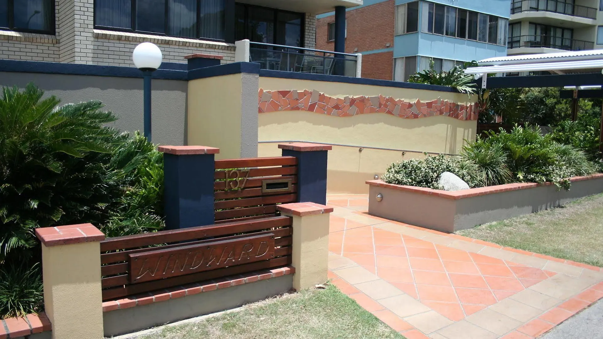 *** Апарт-отель Windward Apartments Мулулаба Австралия